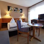 Mainperle Hotel 2*