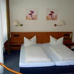 Mainperle Hotel 2*